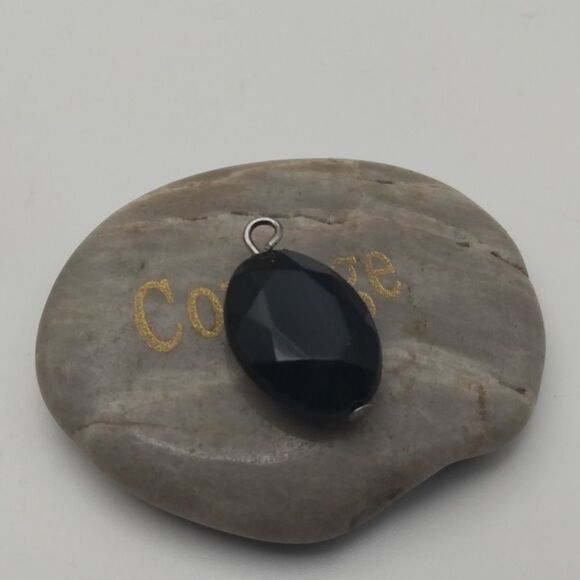 Onyx teardrop charm - Picture 1 of 2